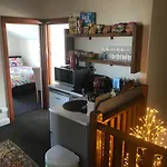 Sandy Feet Lodge